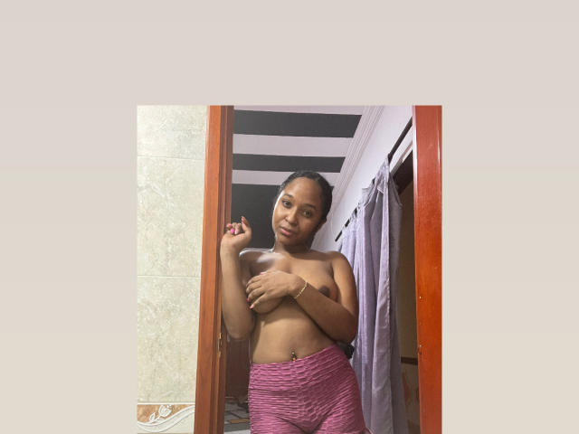 MelanyScoth - Live sex cam - 21333730