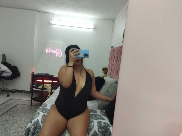 AliciaGoomez - Live sex cam - 21335466