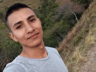 GabrielT - Live sex cam - 21340930