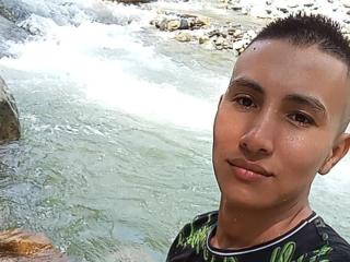 GabrielT - Live sex cam - 21340962