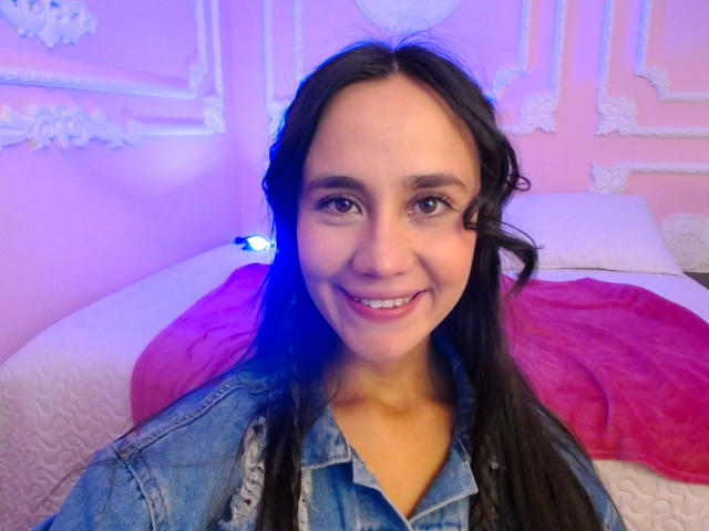 LilaRusell - Live sex cam - 21342602