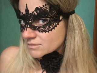 AlisonXCristal - Live sex cam - 21343866