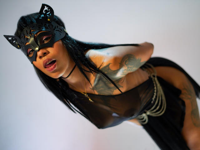 InannaIsshtar - сексуальная веб-камера в реальном времени - 21348574