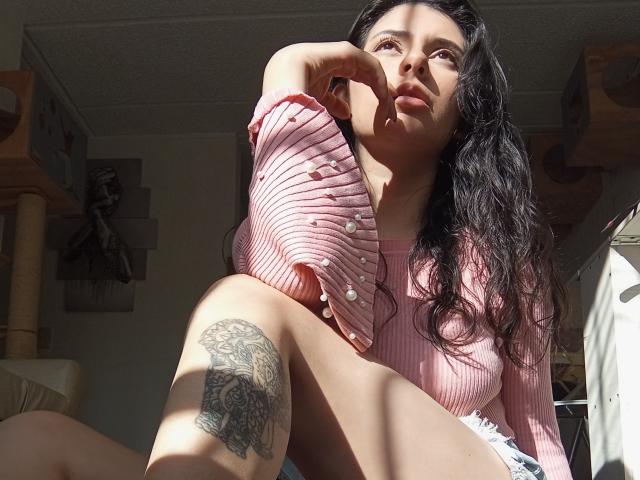 JeneKurz - Live Sex Cam - 21350378