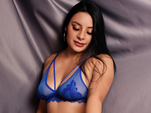 MiaRavens - Live sex cam - 21351010