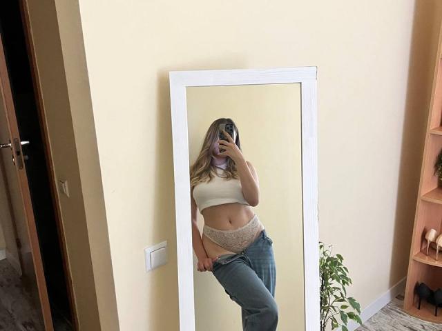 Destinis - Live sex cam - 21352606