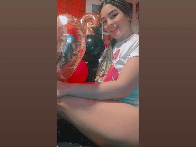 TalianaSquirt - Sexe cam en vivo - 21353222