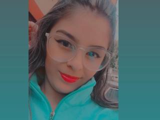 TalianaSquirt - Live sex cam - 21353234