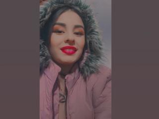 TalianaSquirt - Live sex cam - 21353238