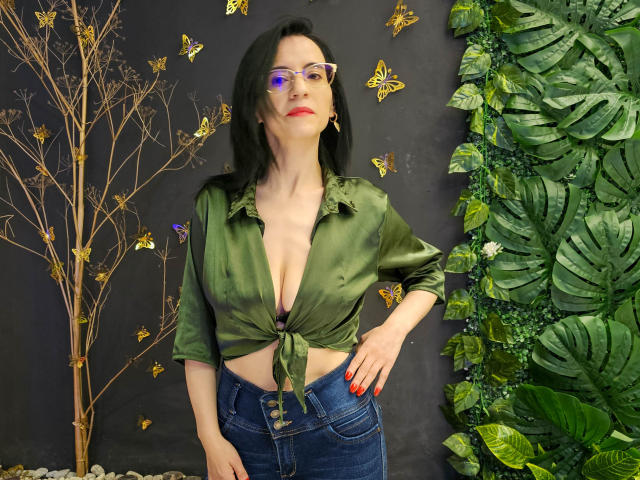 AlanaMoneth - Sexe cam en vivo - 21357422