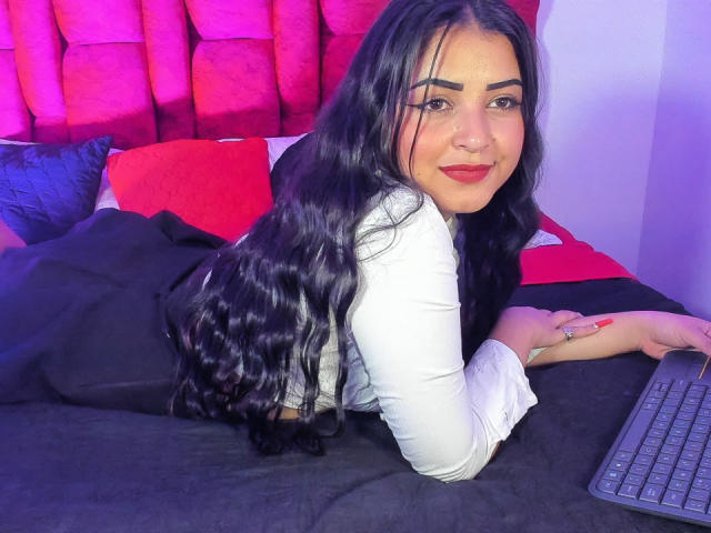 ZoeyGilmore - Live porn &amp; sex cam - 21358874