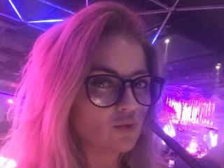 AlisonXCristal - Sexe cam en vivo - 21360102
