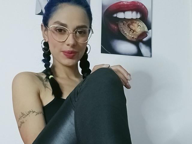 AnaisHilton - Live porn &amp; sex cam - 21362934