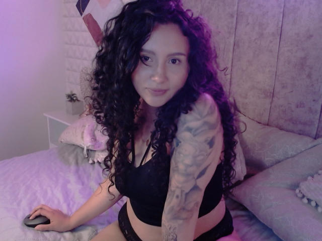 ZoeeHotX - Live sexe cam - 21363826