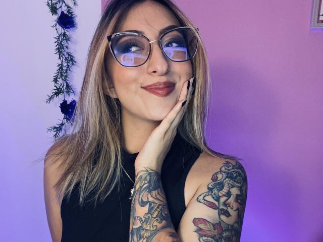 SabrinaaMontana - Live sex cam - 21367118
