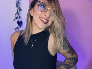 SabrinaaMontana - Live sex cam - 21367122