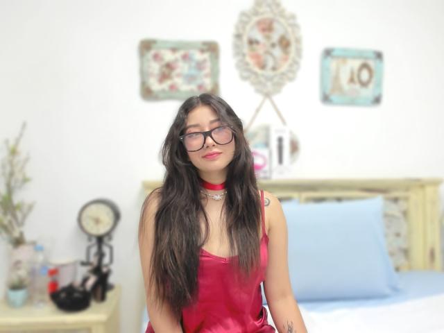 Genesiss - Live sex cam - 21367530