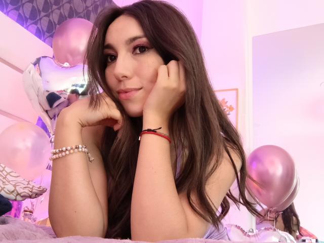 MiaReed - Live Sex Cam - 21371994