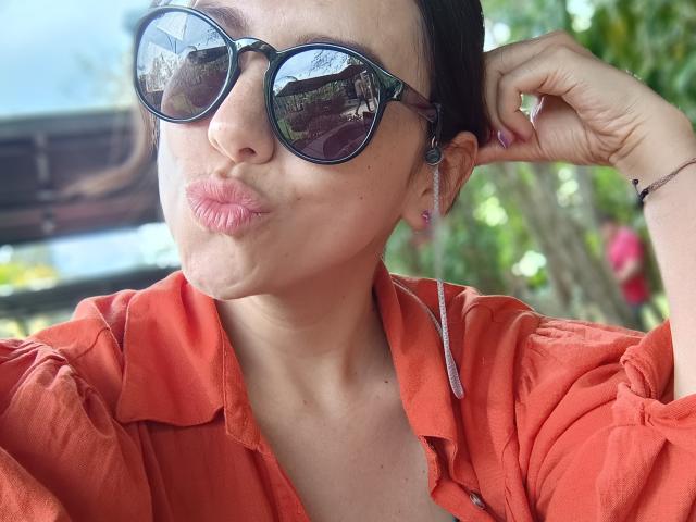 MiaReed - Live porn &amp; sex cam - 21372014