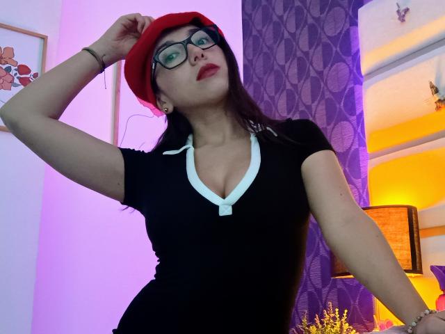 MiaReed - Live sex cam - 21372198