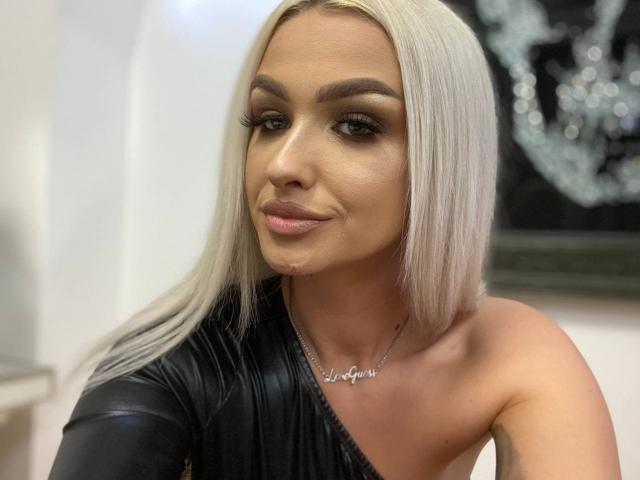 KylieJonnes - Live sex cam - 21373798