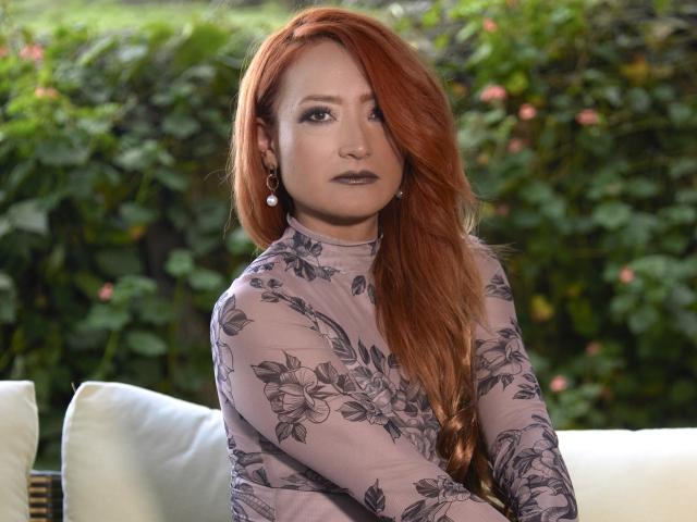 AdaraLovee - Live sex cam - 21374294