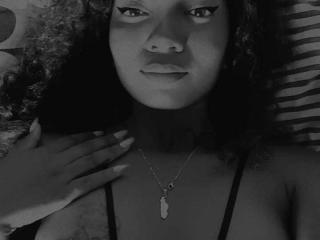 ChellaSexy69 - Live sexe cam - 21374318
