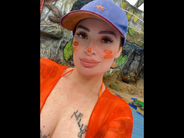 FlowerLiz - Live sex cam - 21376070