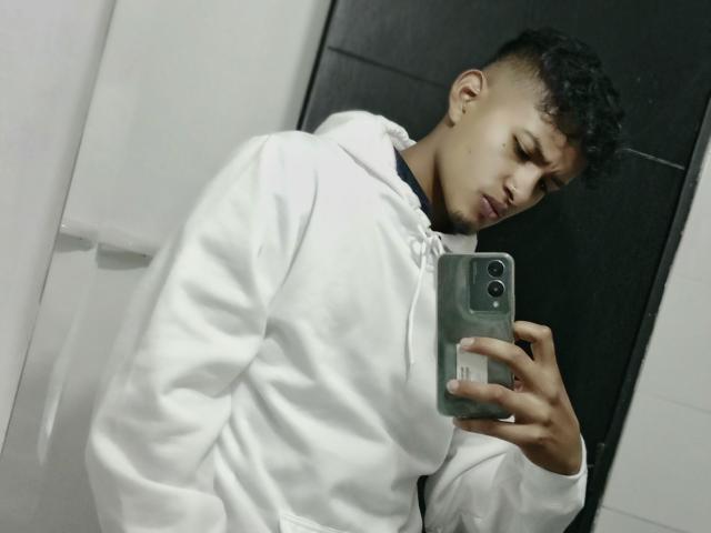 StivenTucker69 - Live Sex Cam - 21380806