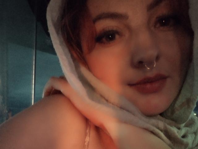 CocoVolkova - Live sex cam - 21383562