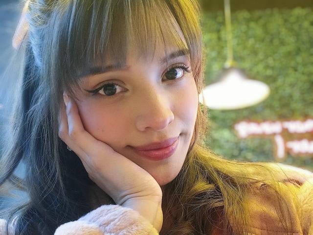 MelodySwet - Sexe cam en vivo - 21385626