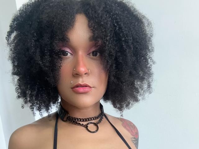 AmyStone69 - Live sex cam - 21388394