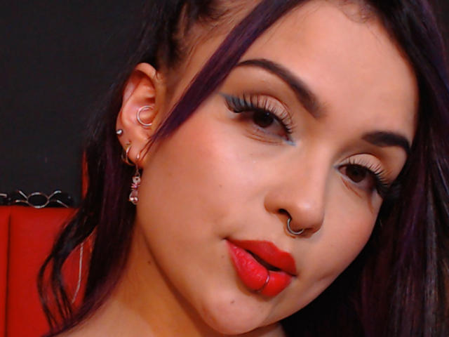 CharlotteScott69 - Live sex cam - 21389542