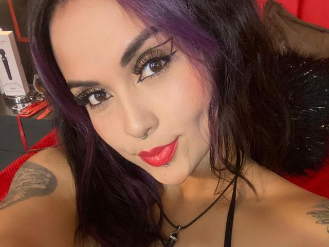 CharlotteScott69 - Sexe cam en vivo - 21389918