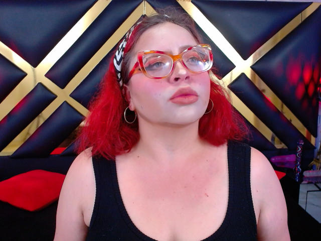 LeaPearl - Live porn &amp; sex cam - 21390278