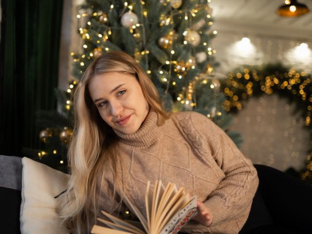 LauraHlot - Live porn &amp; sex cam - 21393410