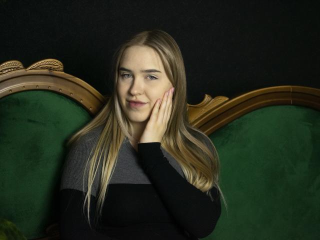 LauraHlot - Sexe cam en vivo - 21393458