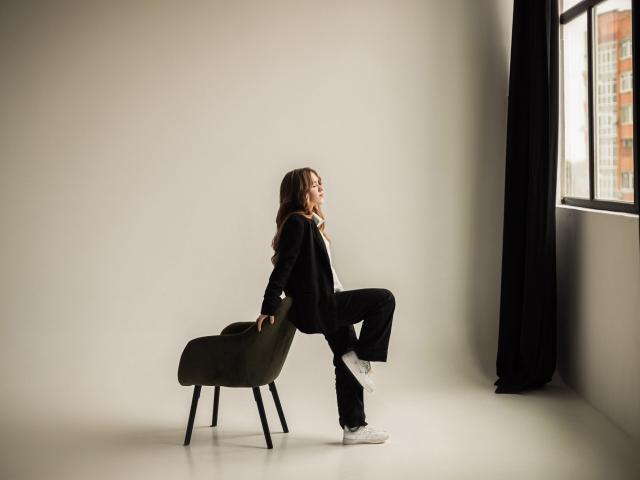 LauraHlot - Live sex cam - 21393514