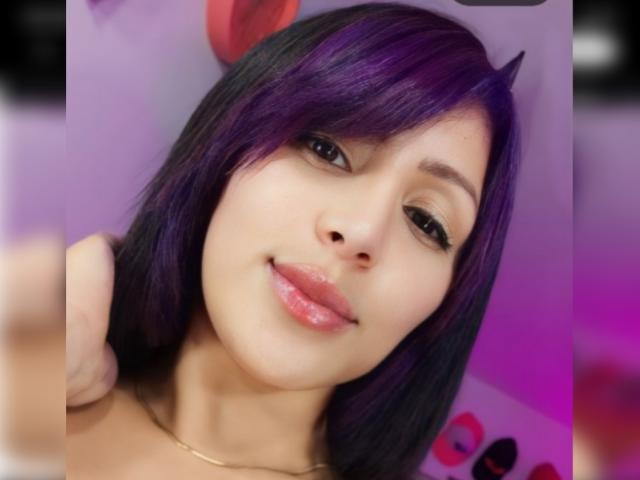 RaquelZ - Live sex cam - 21394850