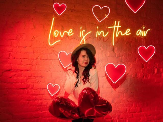 JasmineKouch - Live sex cam - 21402314