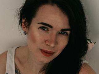 JasmineKouch - Young women - 25 years old
