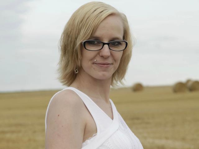 Glory-Glasses-hot - Sexe cam en vivo - 21404742
