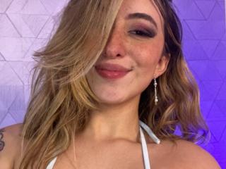 SabrinaaMontana - Live sex cam - 21406818