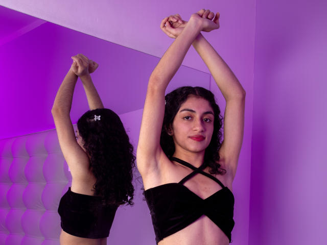 VioletaWembley - Live porn &amp; sex cam - 21417342