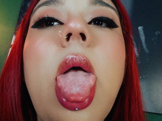 EmilyDom - Live sex cam - 21417998