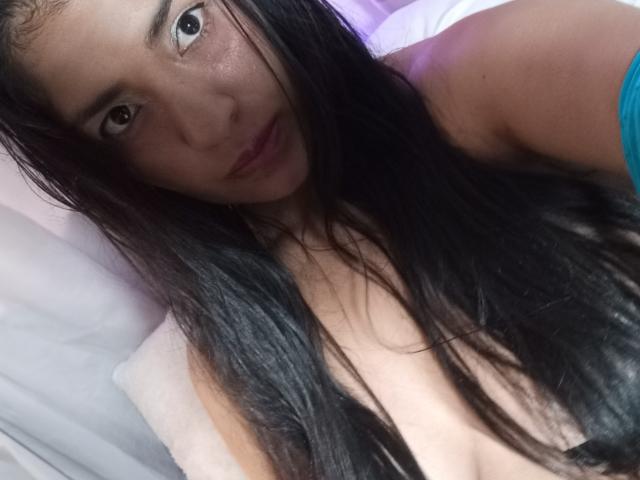 ArianithaXox - Live sex cam - 21419526