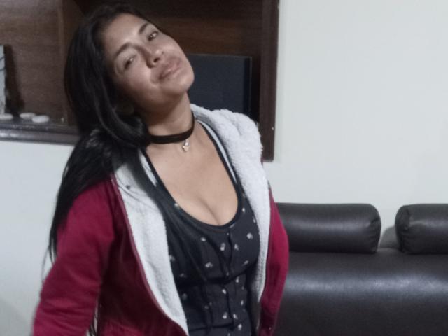 ArianithaXox - Live sex cam - 21419538