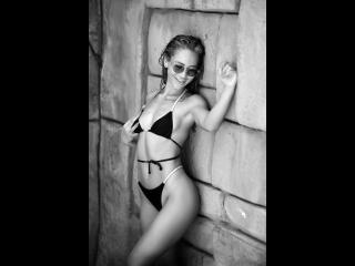 LucyLee18-hot - Live sex cam - 21428924