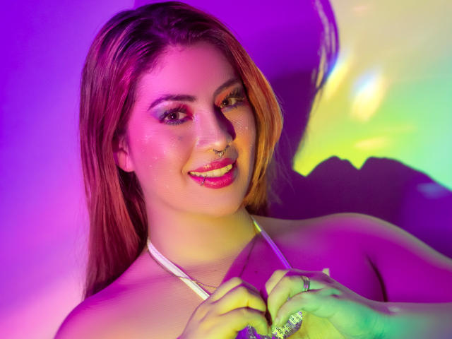 IsabellaRobertz - Live porn &amp; sex cam - 21429335