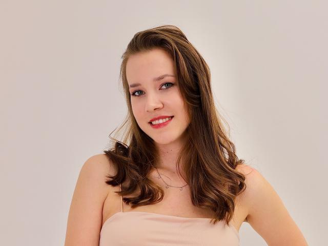 BellaQuiinn - Live sex cam - 21433242